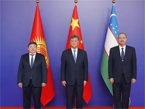 【北展行业资讯】中国新疆和吉尔吉斯斯坦乌兹别克斯坦在喀什举行三方会谈